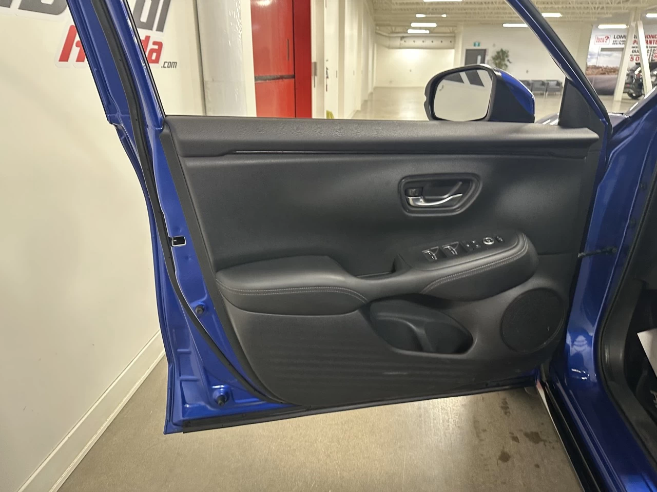 2023 Honda HR-V EX-L Navi Main Image