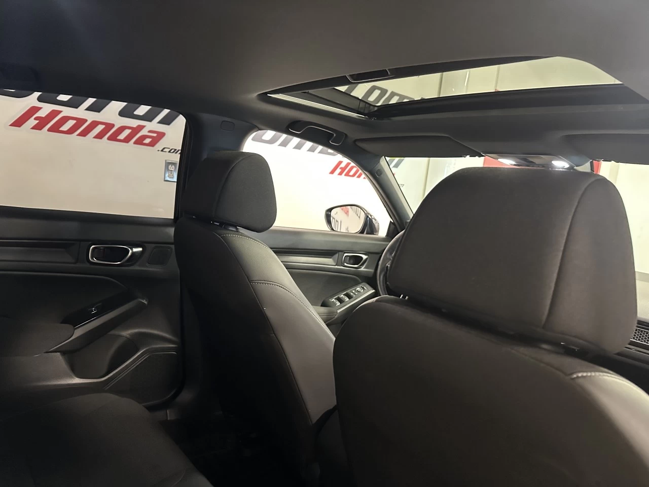 2025 Honda Civic Sport Main Image