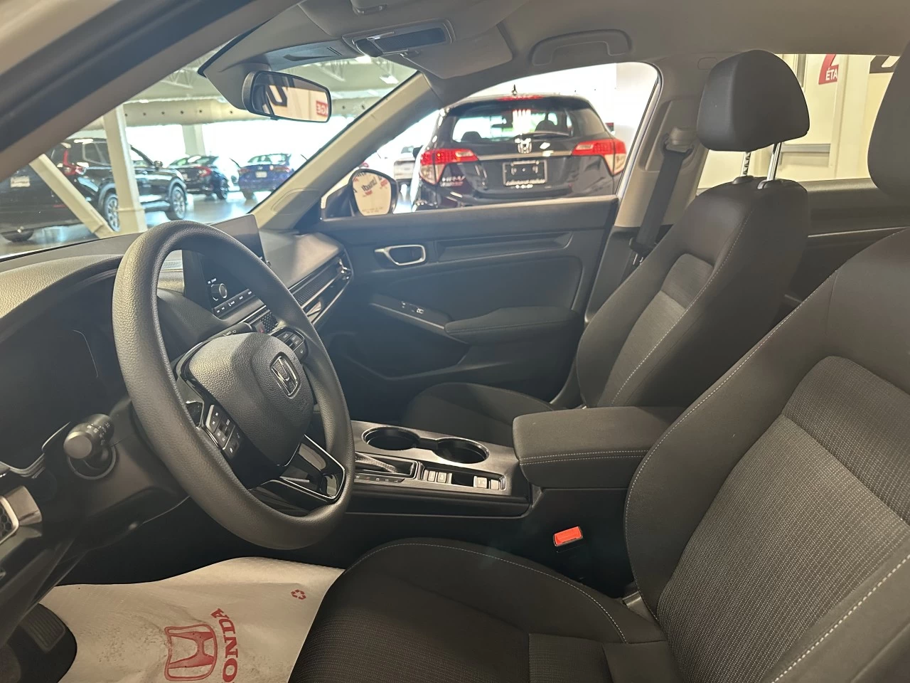2022 Honda Civic
                                                    LX Image principale