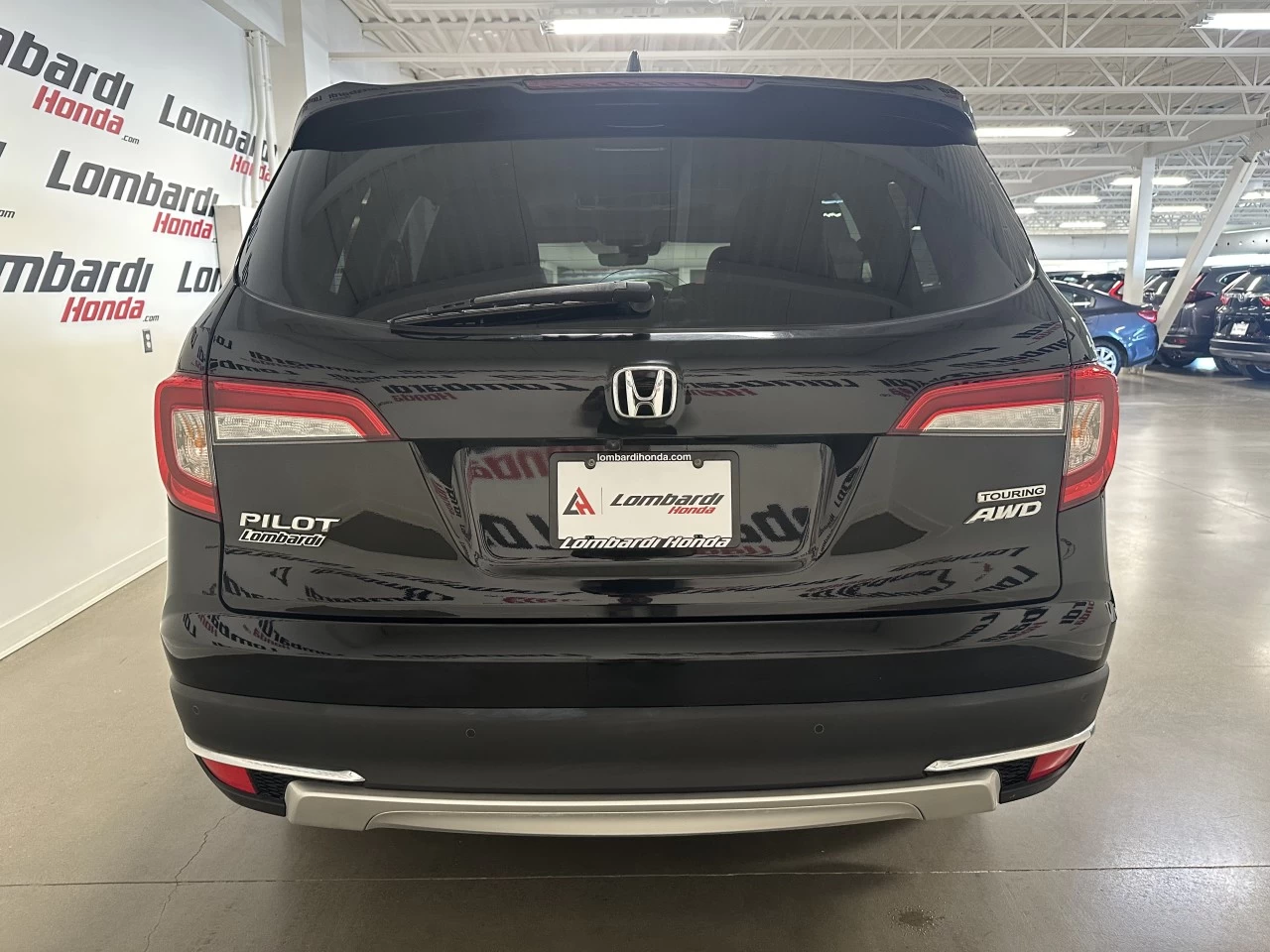 2022 Honda Pilot Touring 8-Passenger Image principale