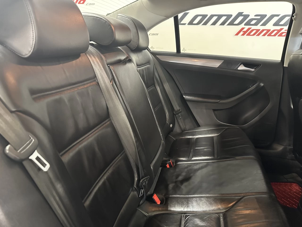 2016 Volkswagen Jetta Highline/Comfortline Main Image