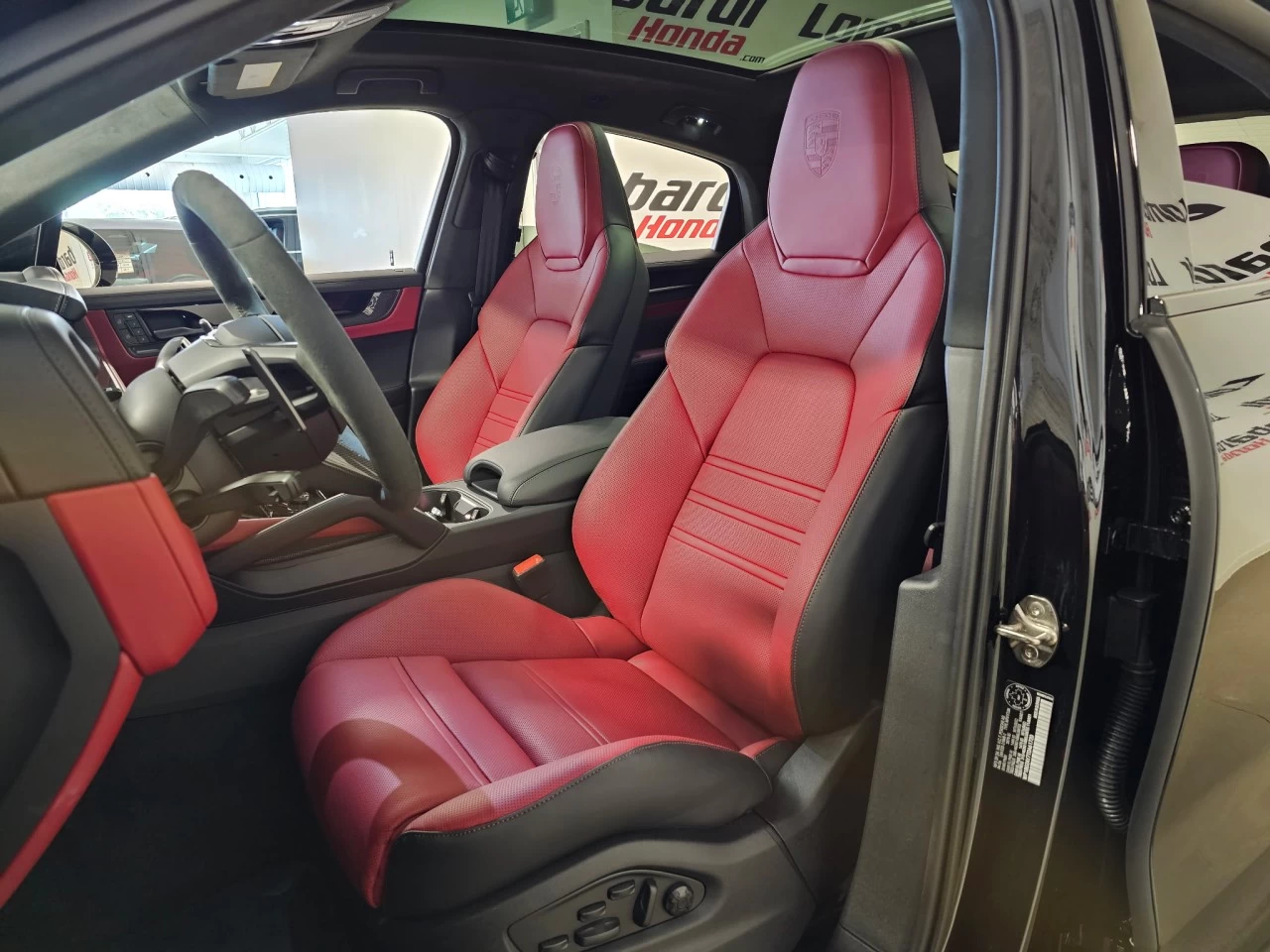 2026 Porsche Cayenne GTS Main Image