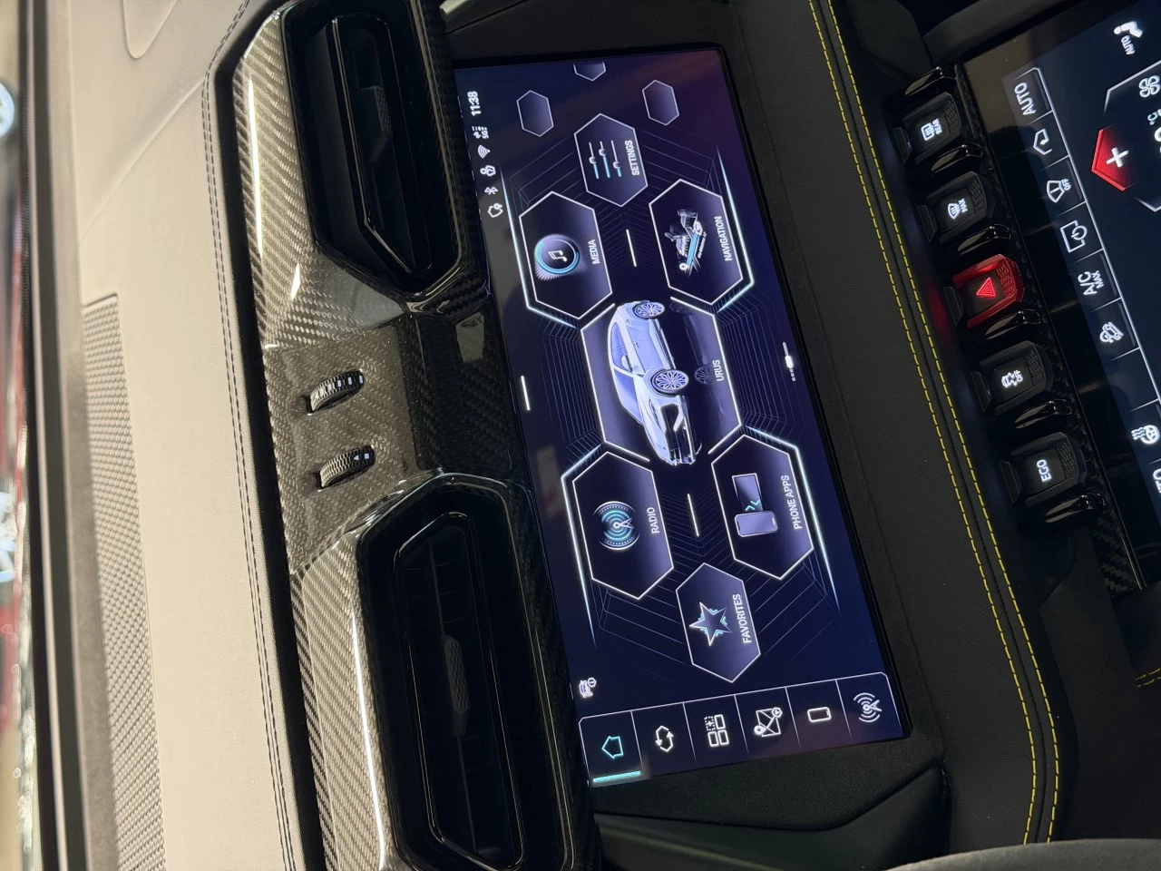 2026 Lamborghini Urus SE Image principale
