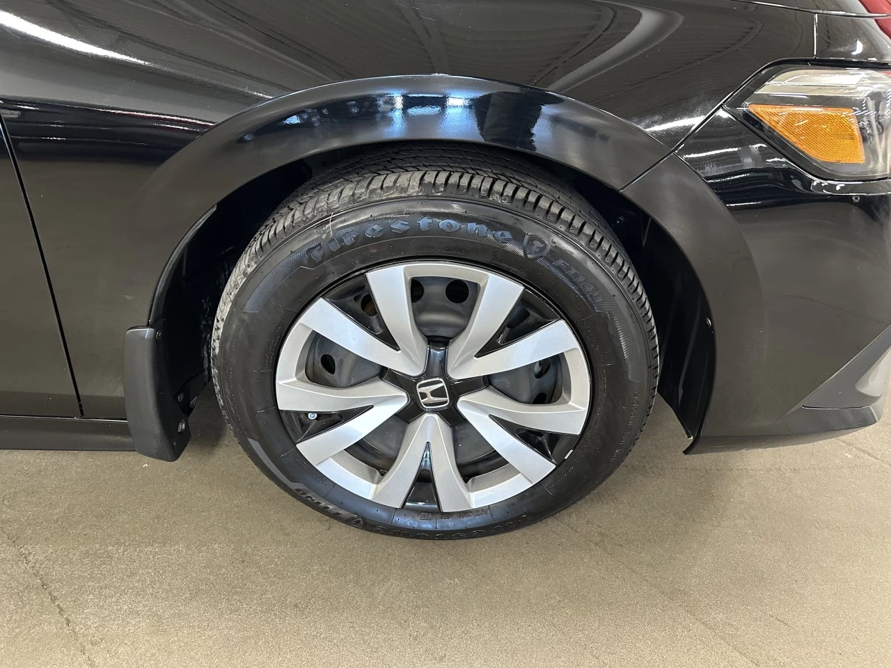 2023 Honda Civic LX Main Image