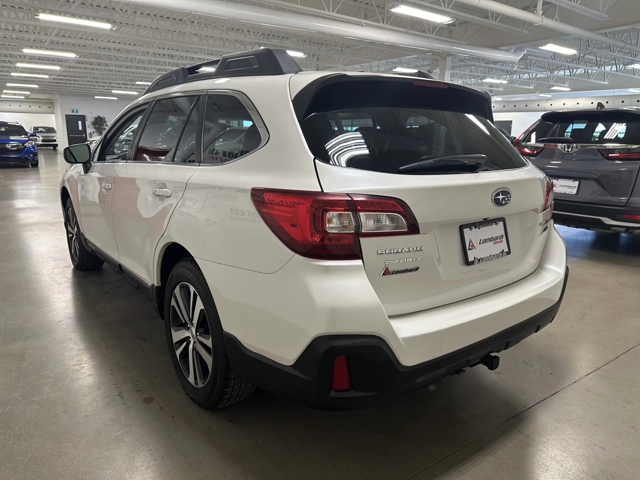 2019 Subaru Outback
                                                    Limited Image principale