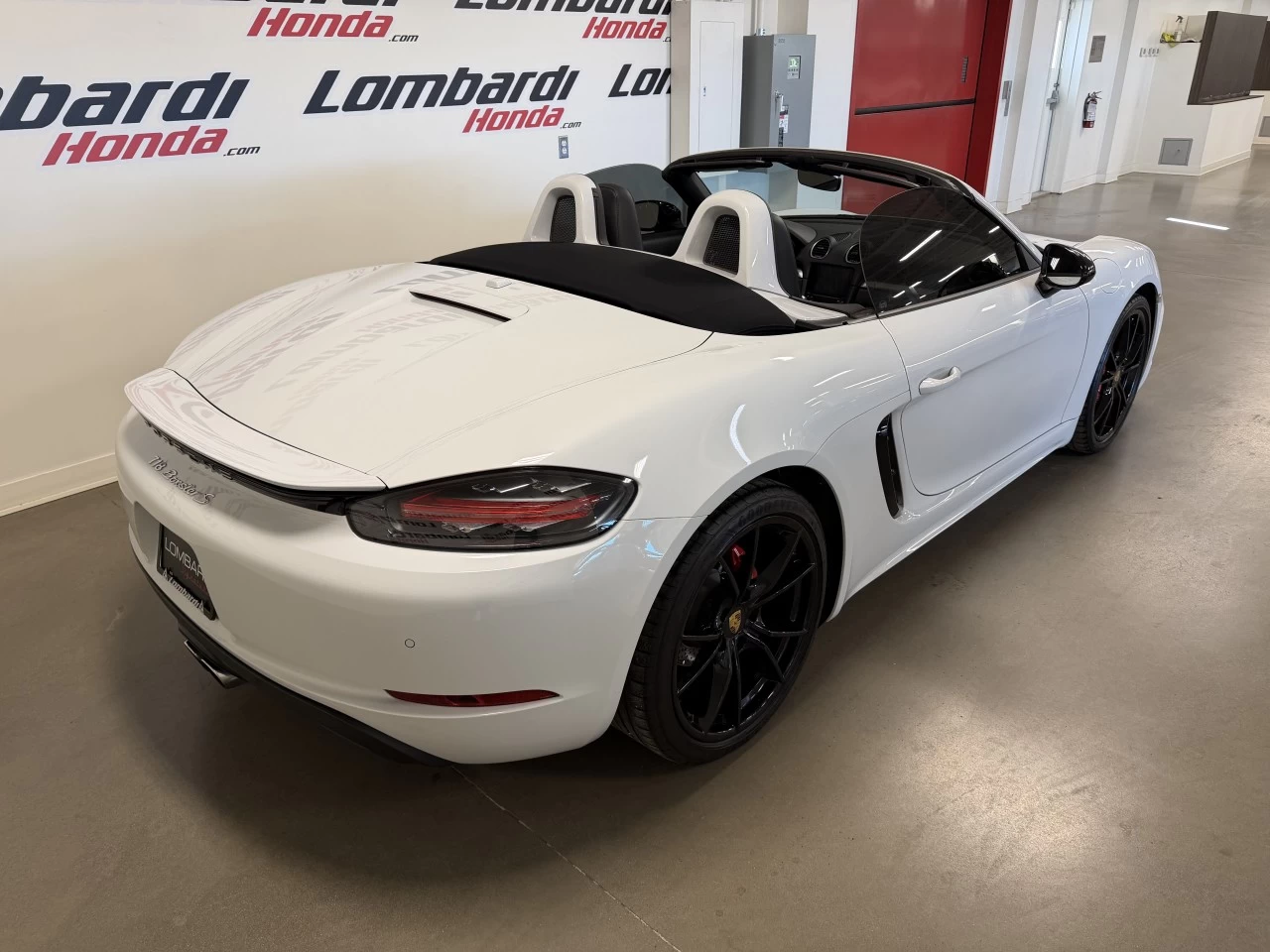 2018 Porsche 718 Boxster S Main Image