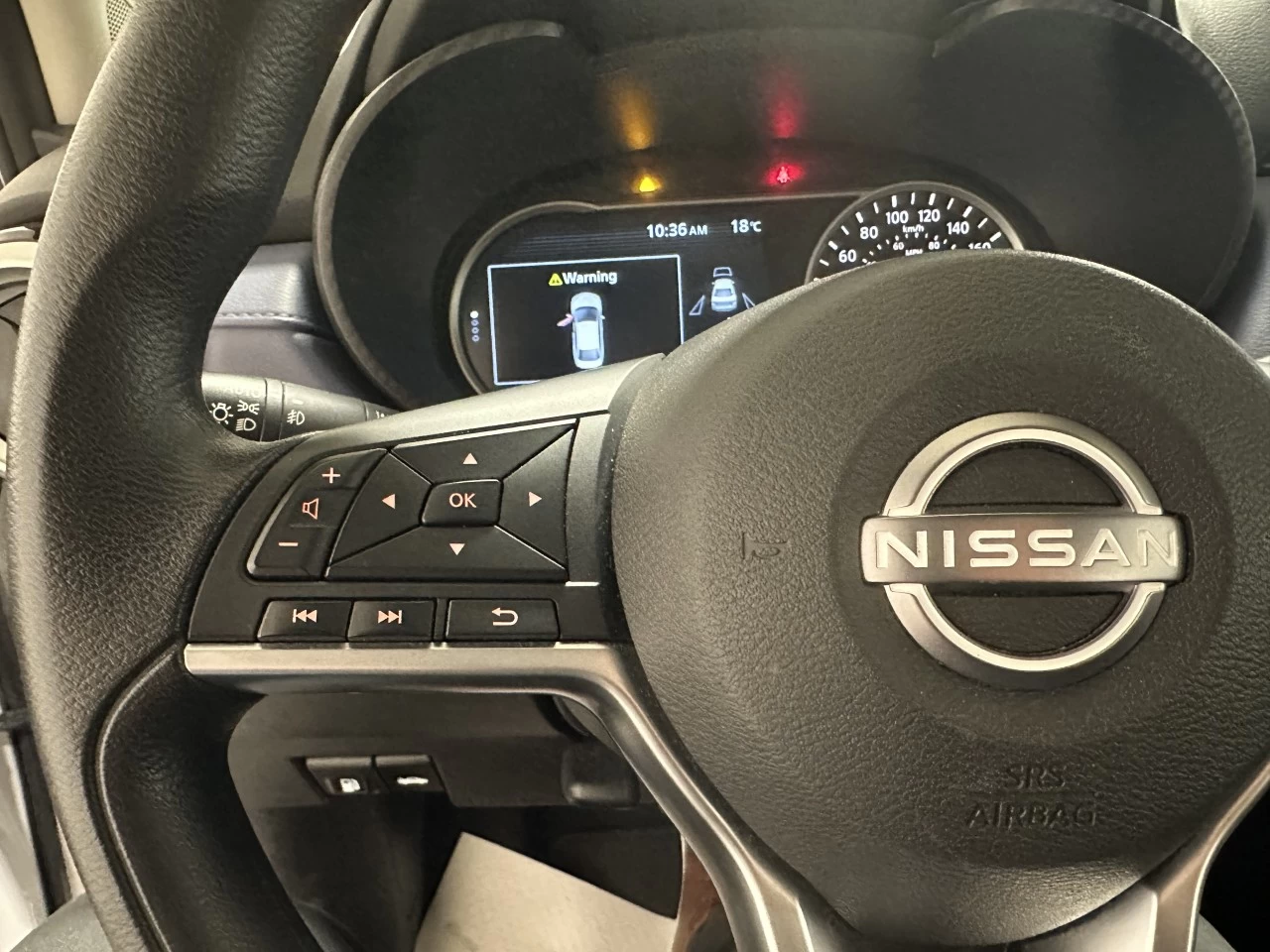2023 Nissan Versa SV Main Image