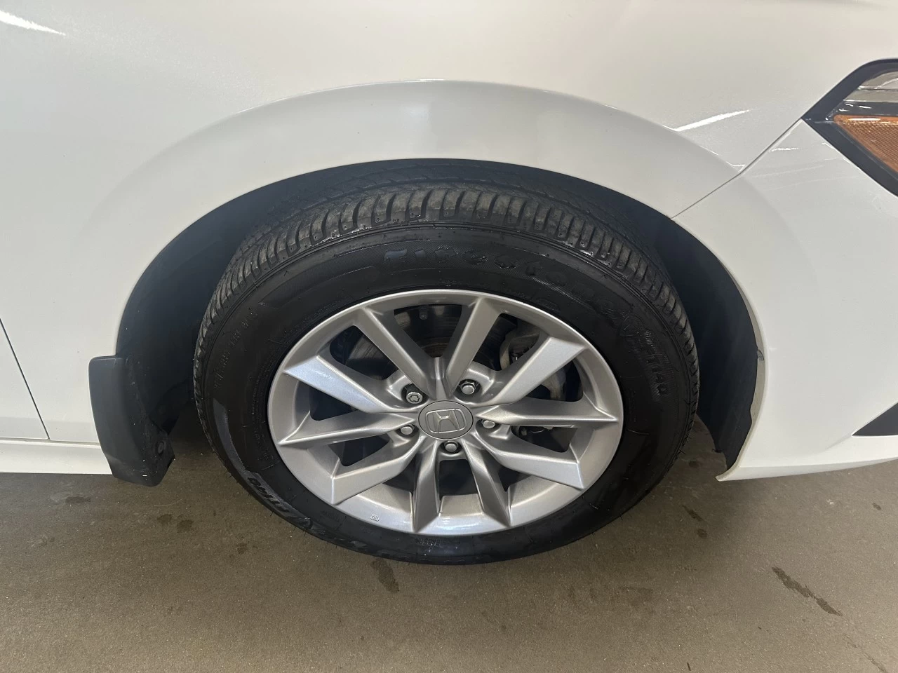 2024 Honda Civic EX Main Image