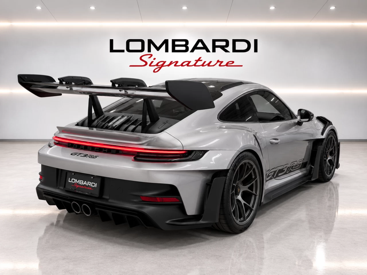 2025 Porsche 911 GT3 RS Main Image