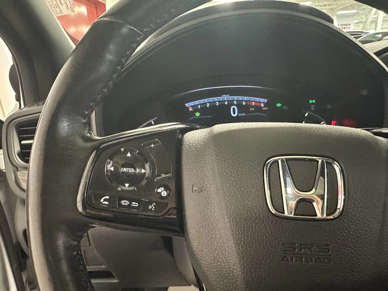 2022 Honda CR-V
                                                    Touring/Black Edition Image principale