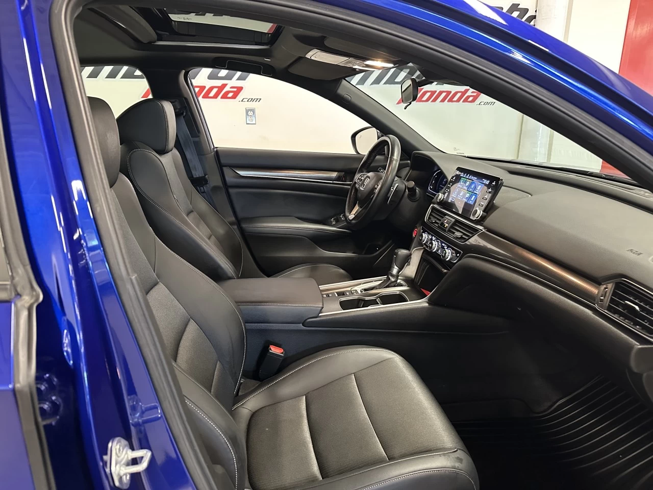 2022 Honda Accord Sport Main Image