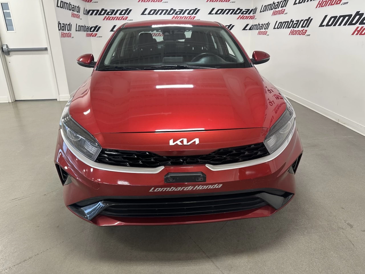 2023 Kia Forte EX Main Image