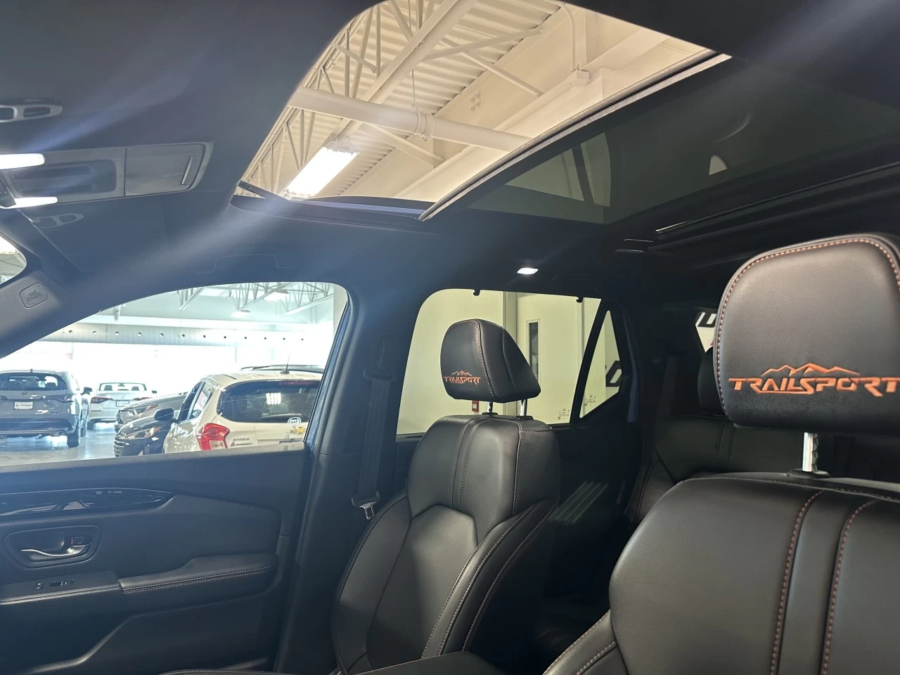 2023 Honda Pilot TrailSport Main Image