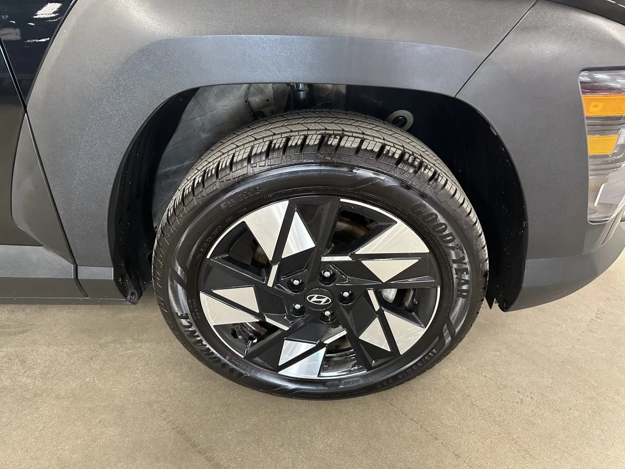 2024 Hyundai Kona Preferred Main Image
