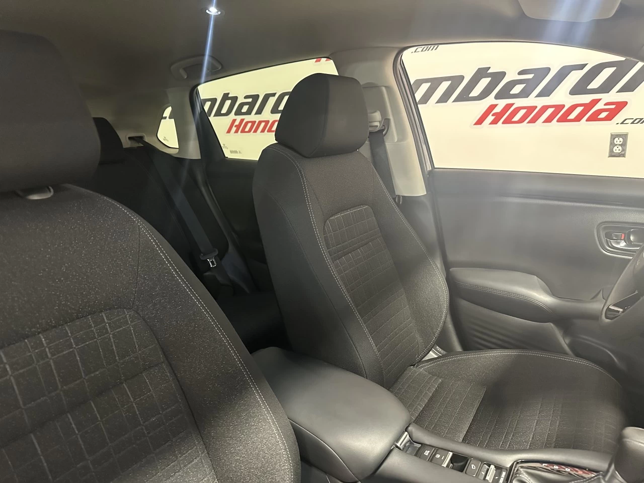 2023 Honda HR-V LX Main Image