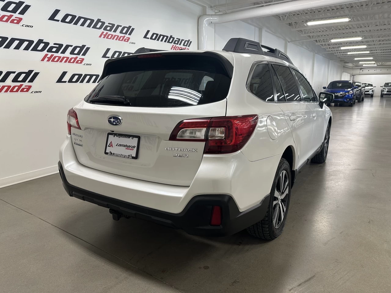 2019 Subaru Outback
                                                    Limited Image principale