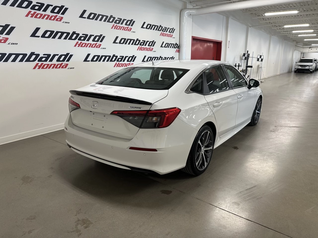 2024 Honda Civic Touring Main Image