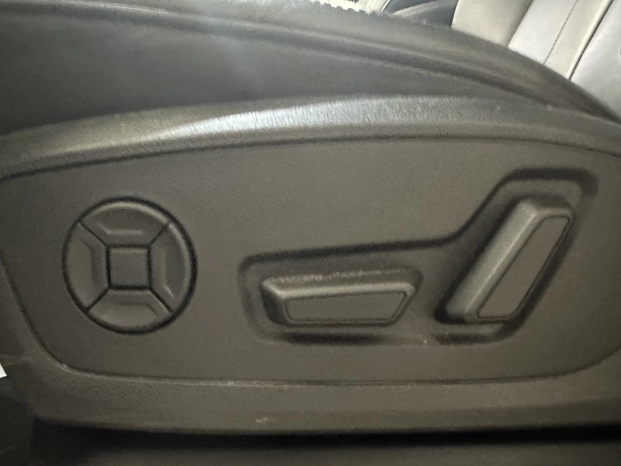 2025 Audi Q3 40 TFSI quattro Image principale