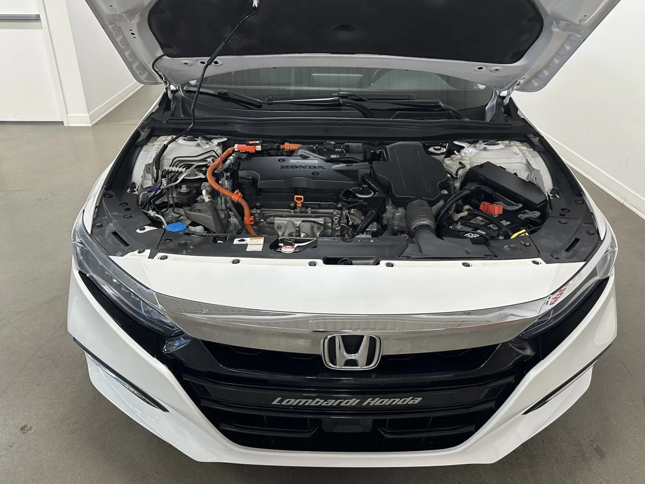 2020 Honda Accord
                                                    CVT Main Image