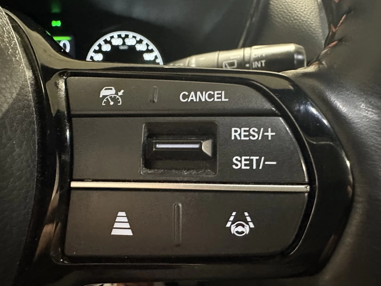 2024 Honda CR-V hybride Touring Main Image