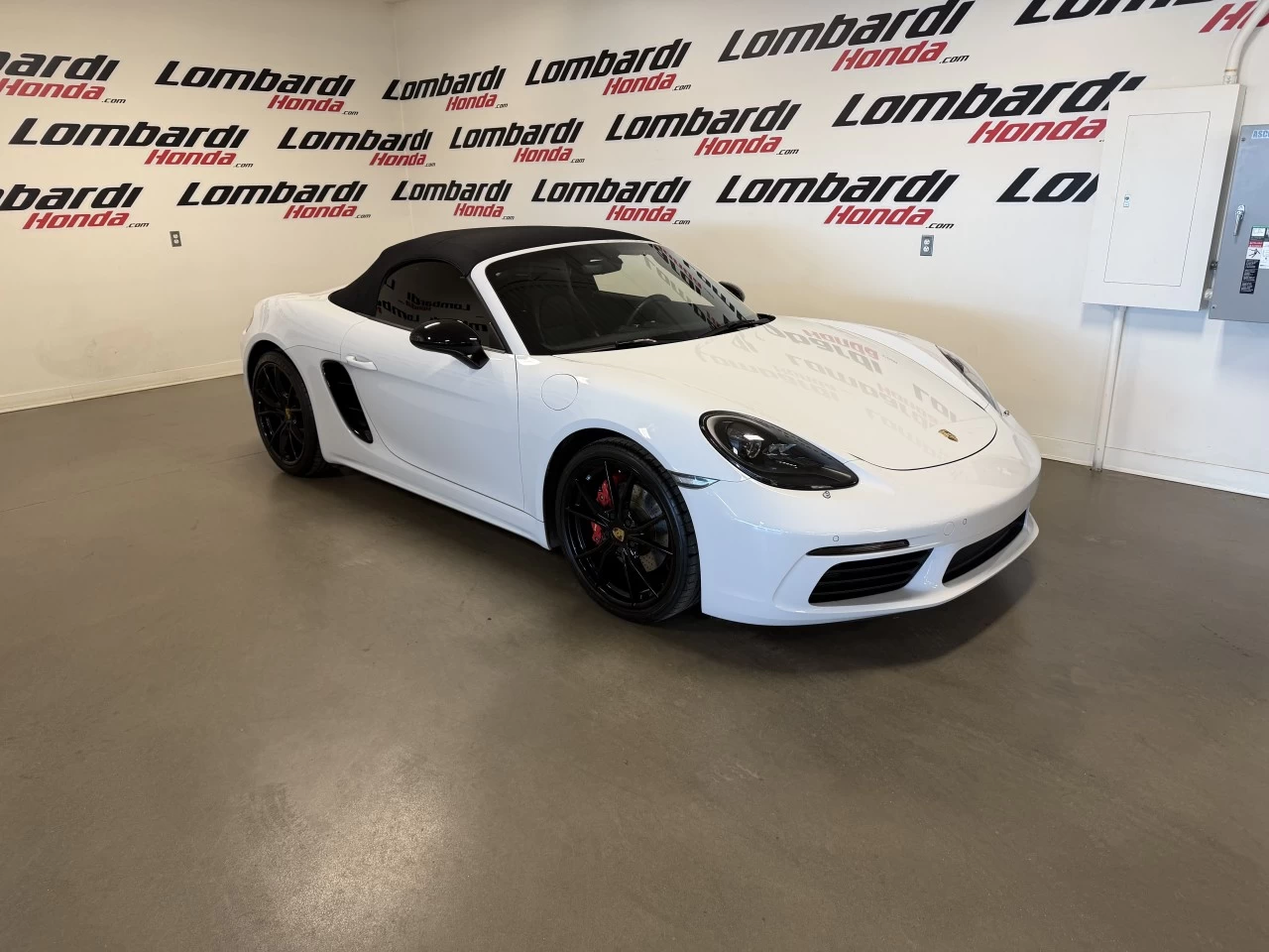2018 Porsche 718 Boxster S Main Image