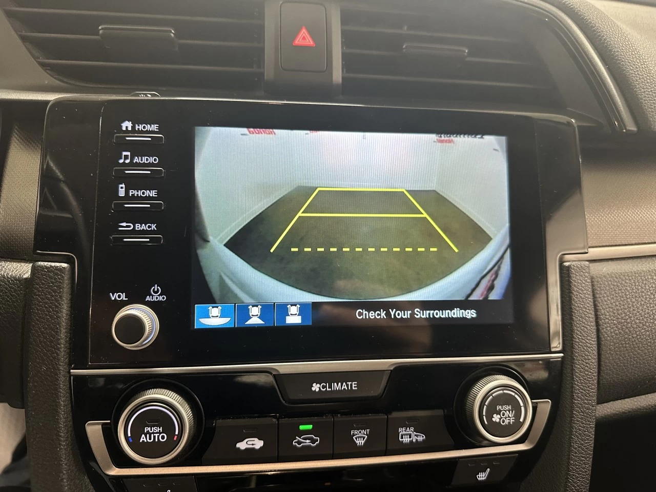 2021 Honda Civic LX Image principale