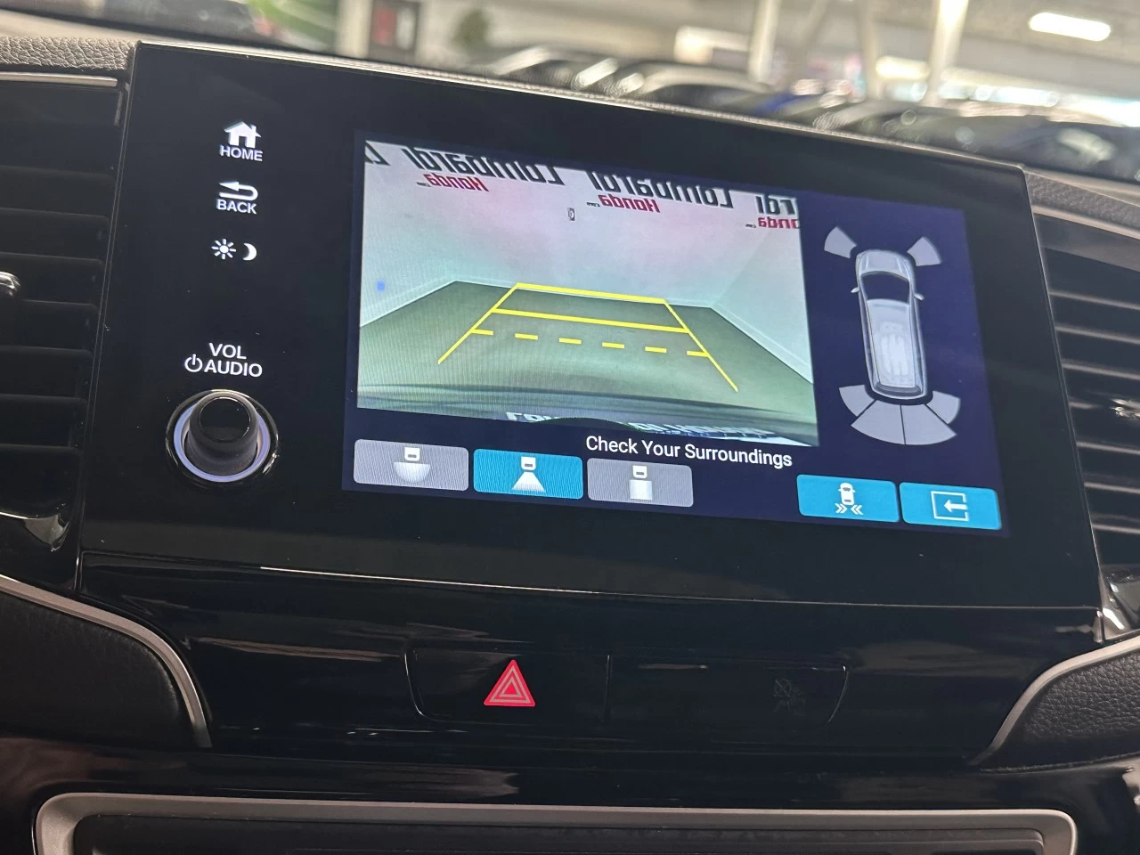 2022 Honda Pilot Touring 8-Passenger Image principale