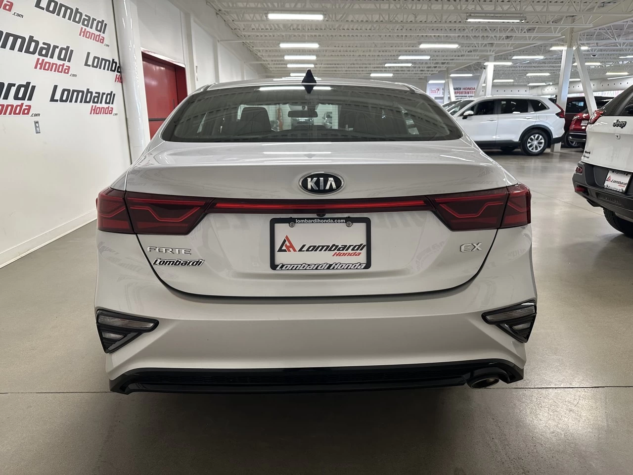 2020 Kia Forte
                                                    EX Main Image