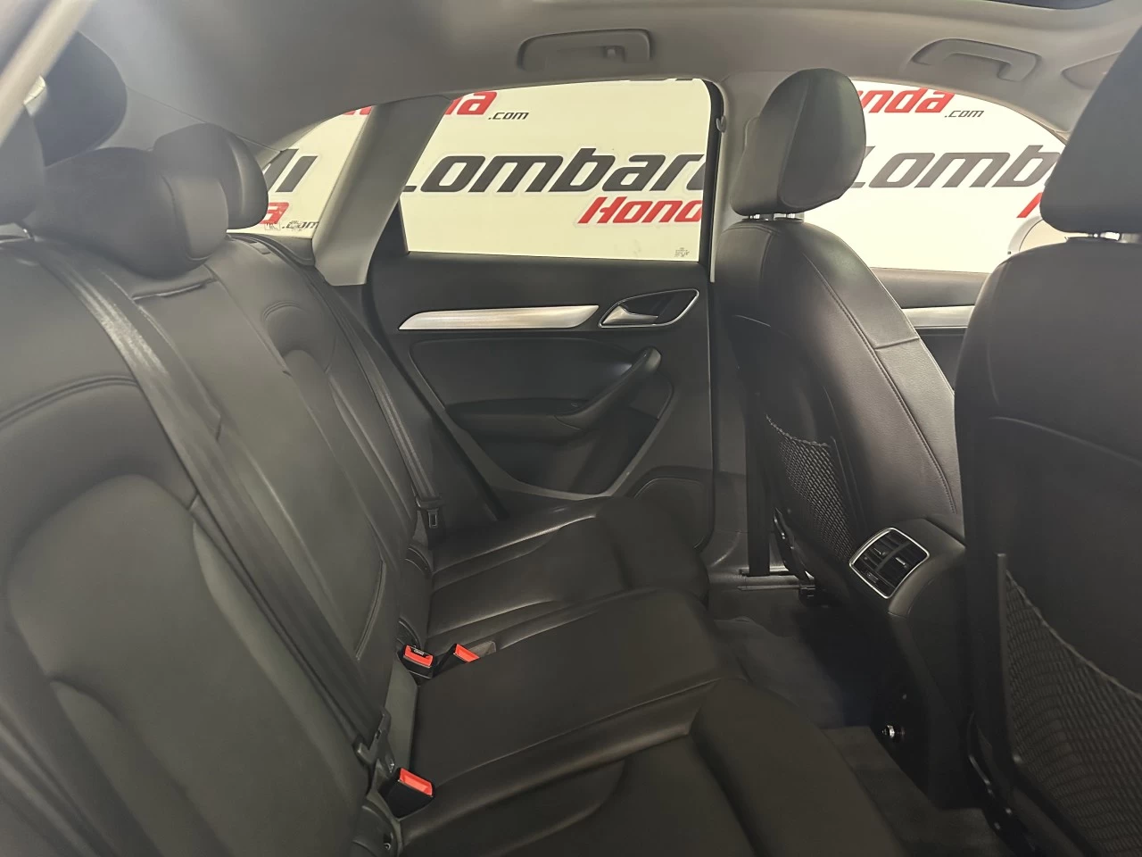 2018 Audi Q3 Progressiv Main Image