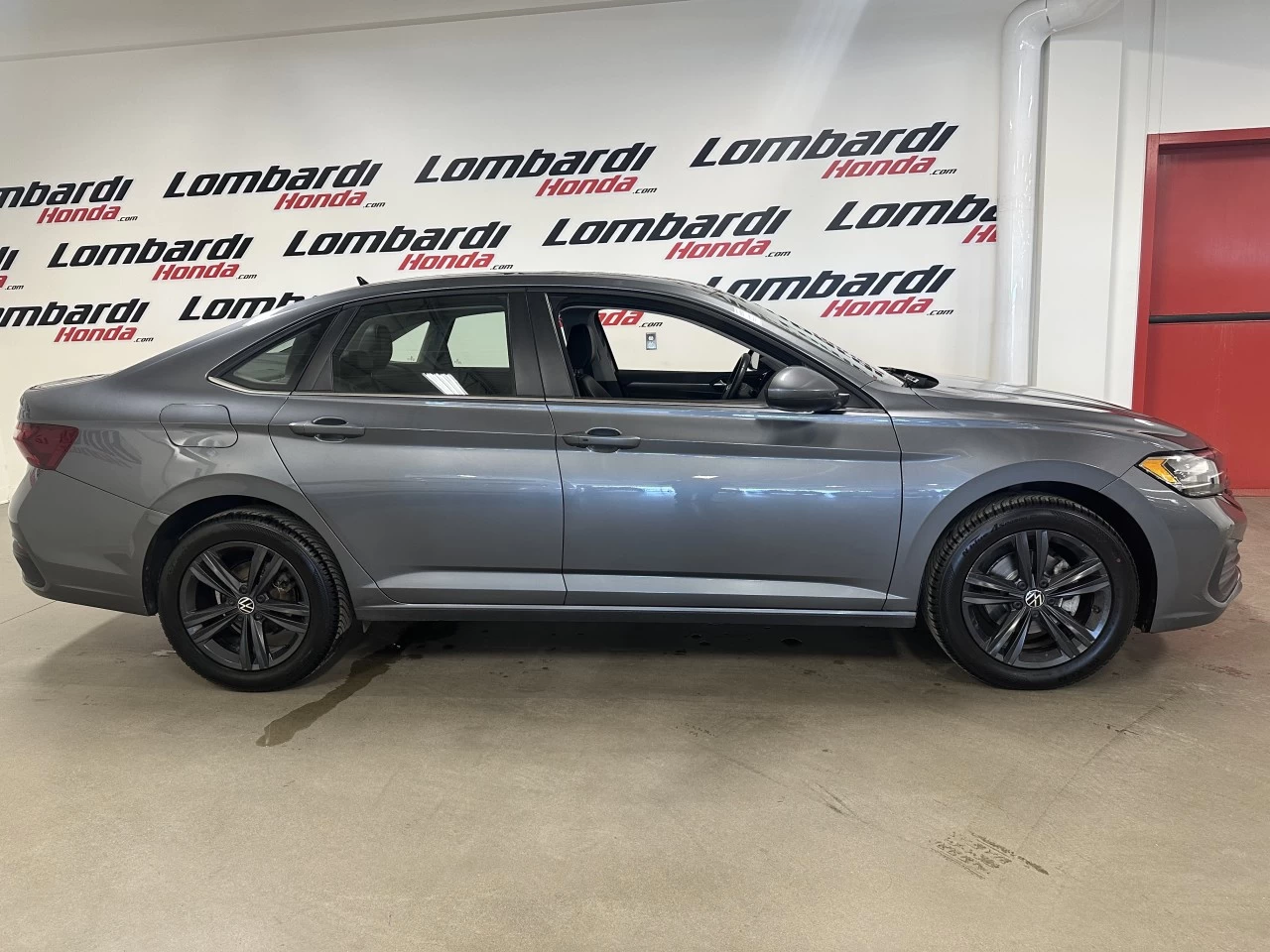 2024 Volkswagen Jetta Comfortline Main Image