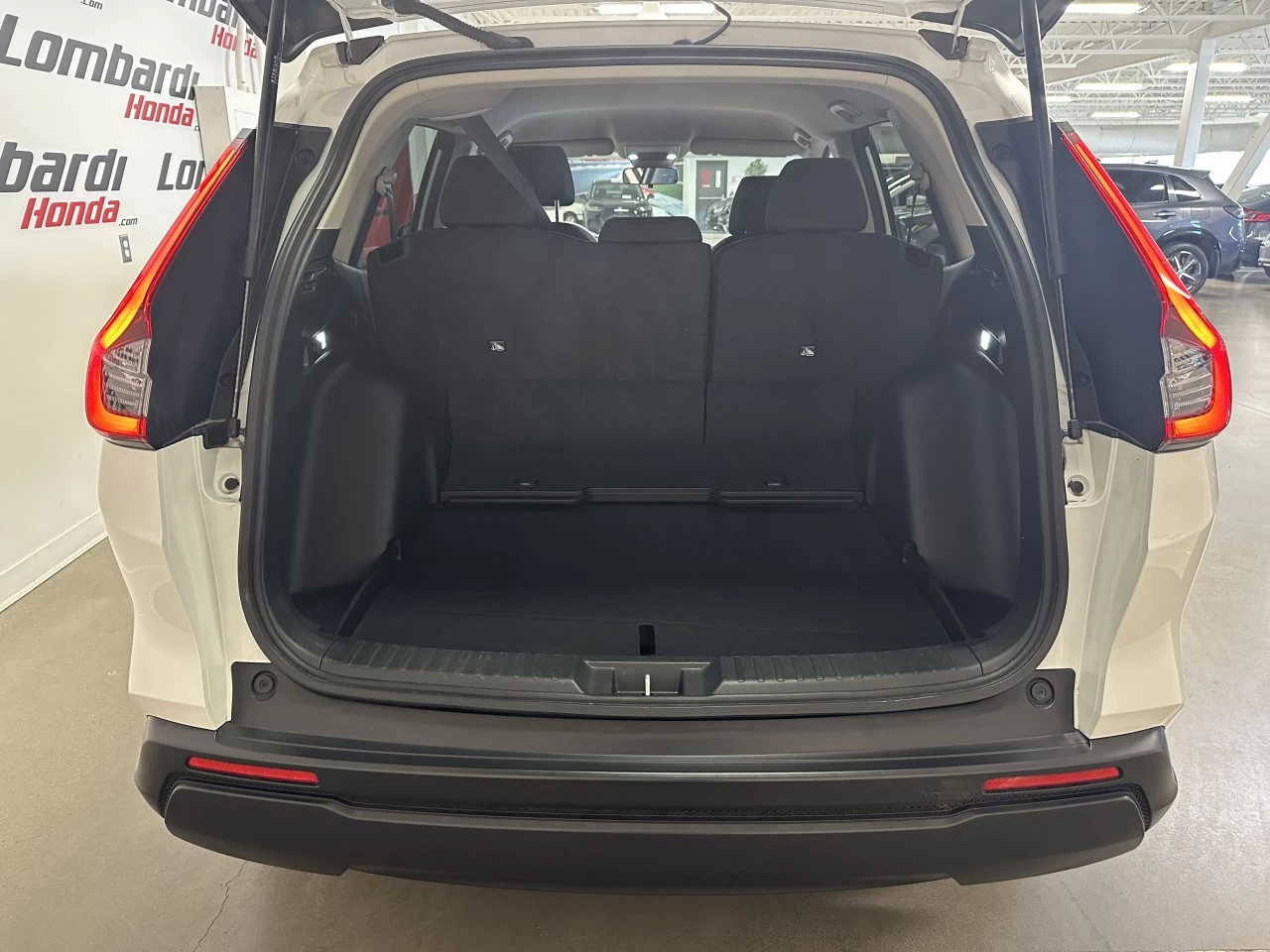 2023 Honda CR-V
                                                    LX Main Image