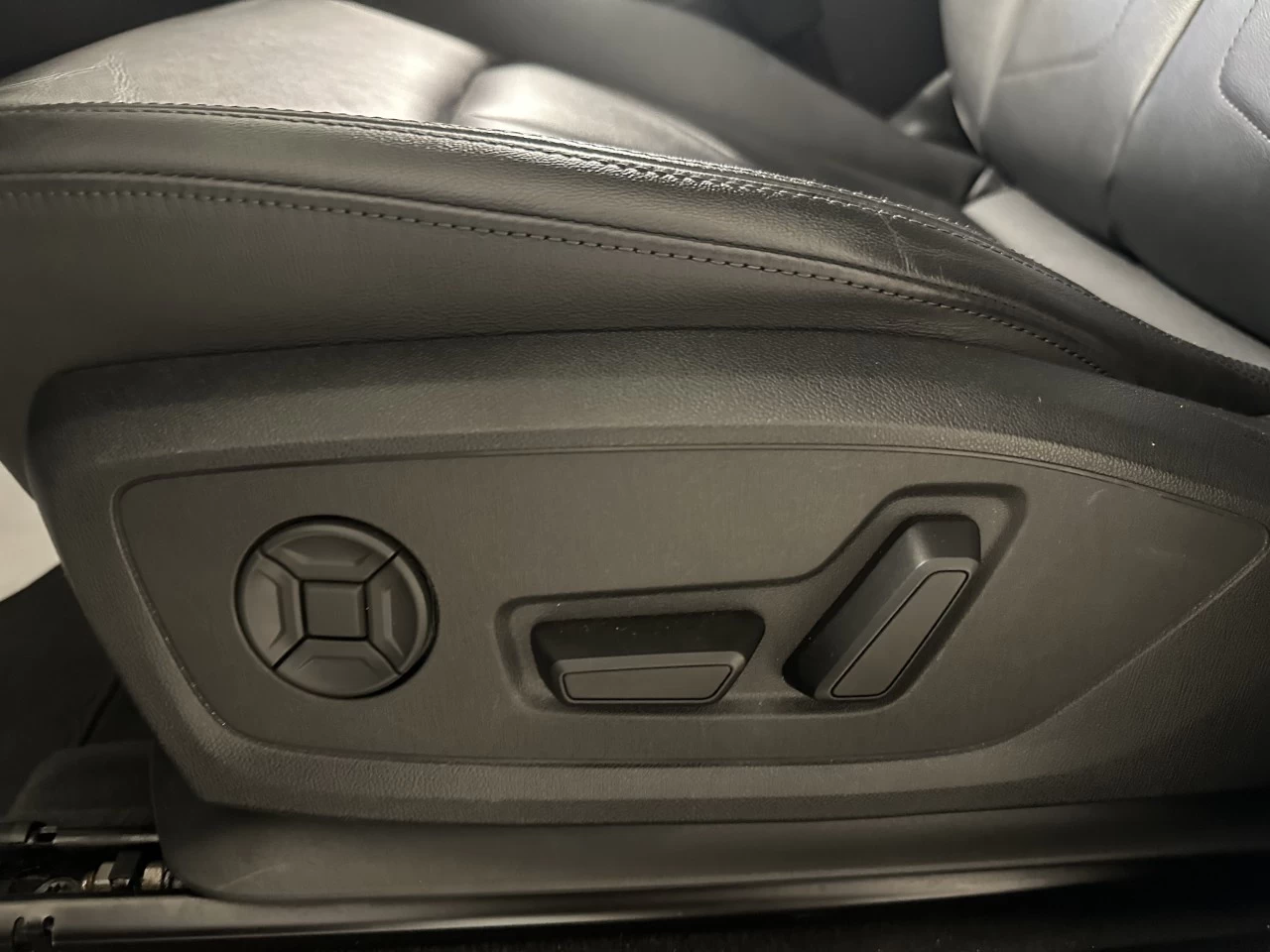 2025 Audi Q3 40 TFSI quattro Image principale