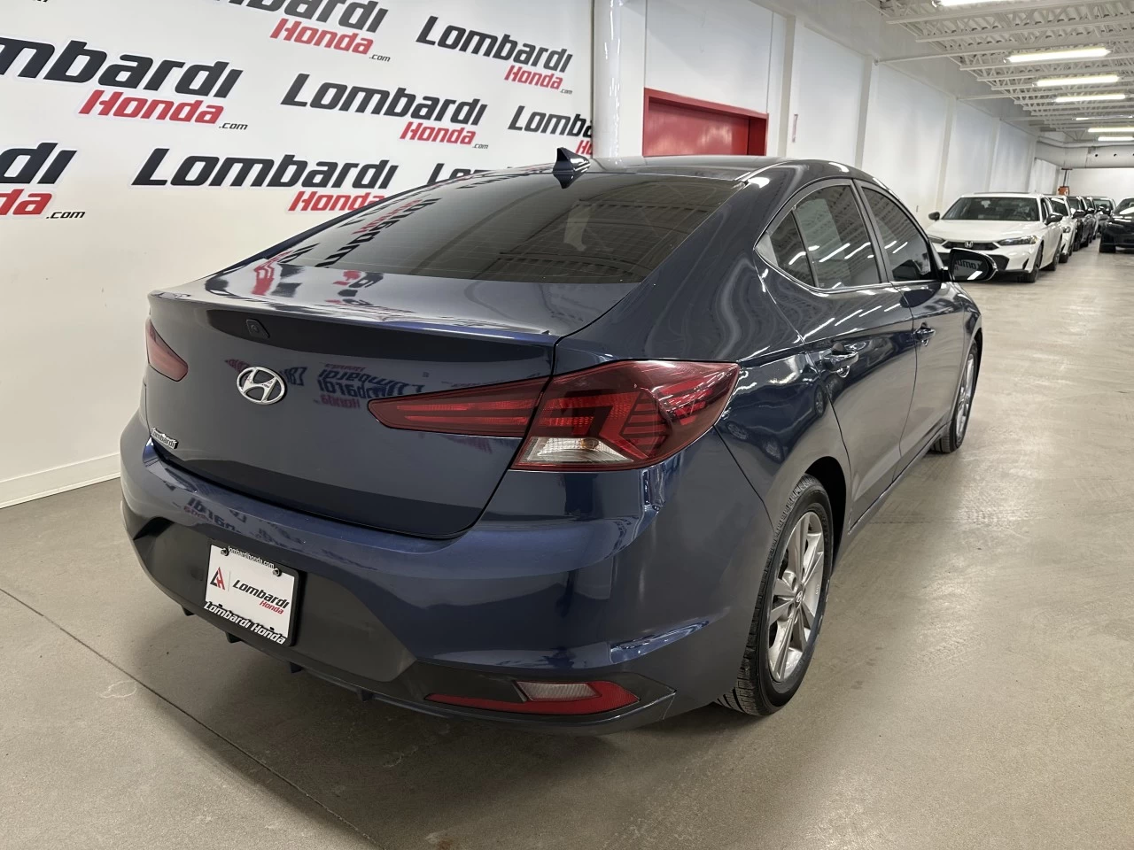 2019 Hyundai Elantra Preferred Main Image