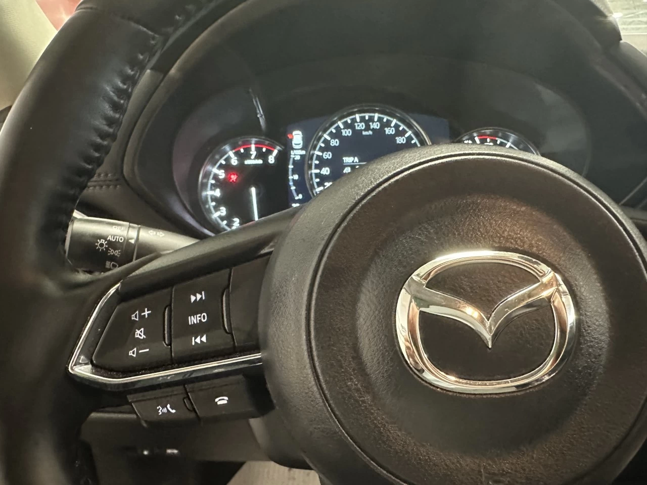 2024 Mazda CX-5 GS Image principale