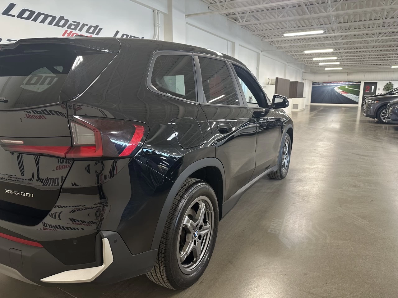 2025 BMW X1 xDrive28i Main Image