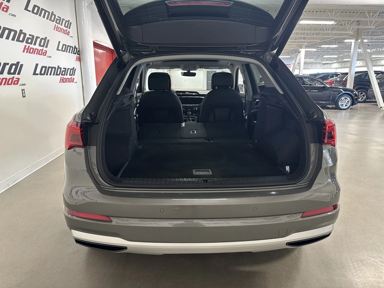 2025 Audi Q3 40 TFSI quattro Main Image
