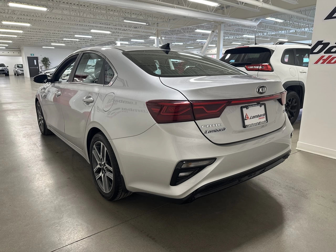 2020 Kia Forte
                                                    EX Main Image