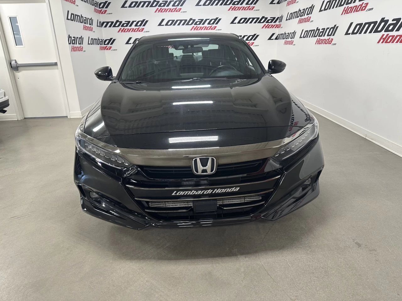 2021 Honda Accord SE Image principale