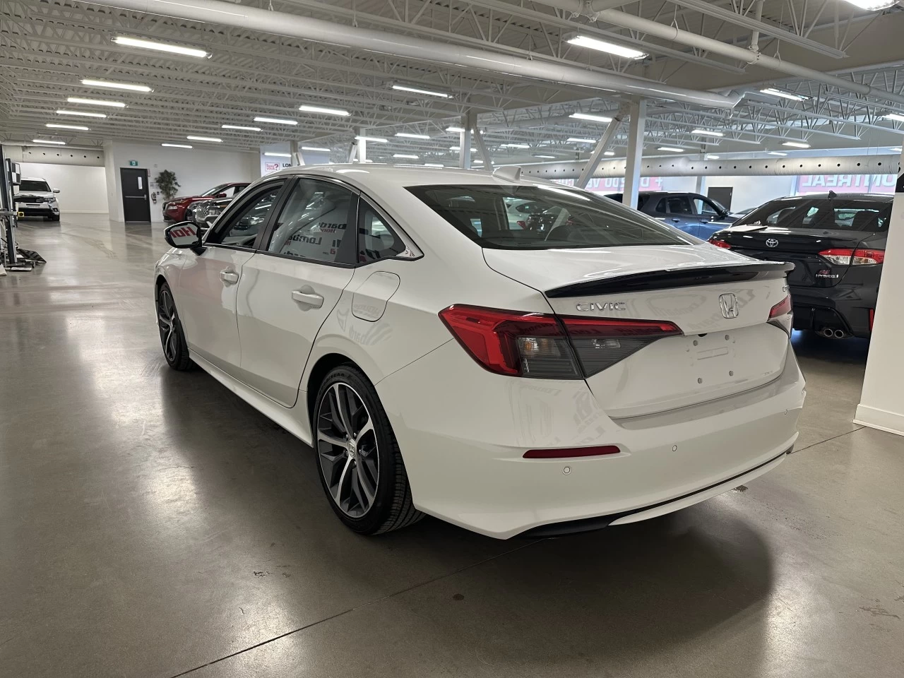 2024 Honda Civic Touring Main Image