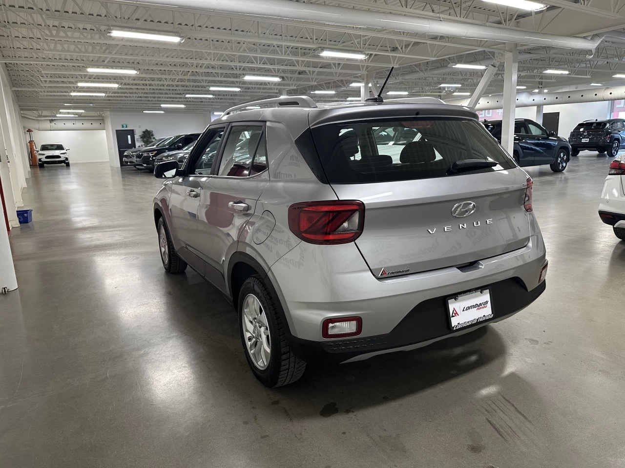 2024 Hyundai Venue Preferred Main Image