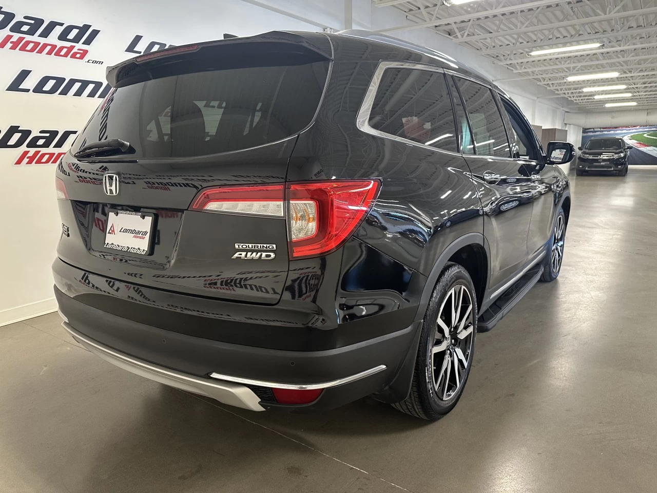 2022 Honda Pilot Touring 8-Passenger Image principale