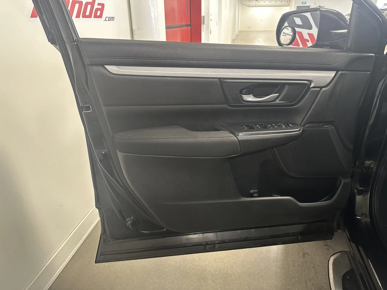 2018 Honda CR-V LX Main Image