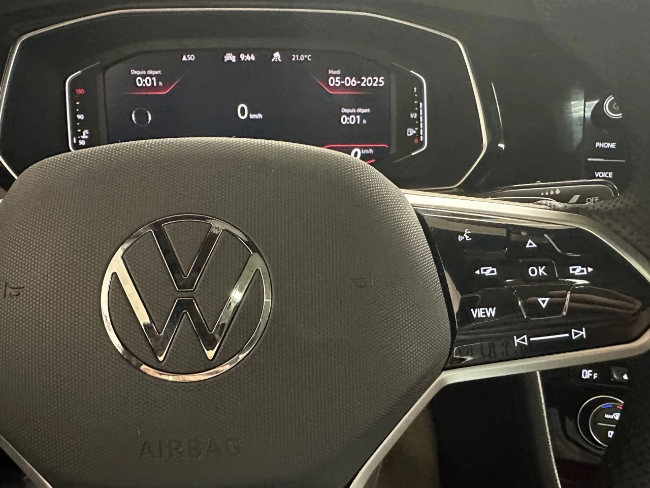 2023 Volkswagen Jetta
                                                    GLI Image principale