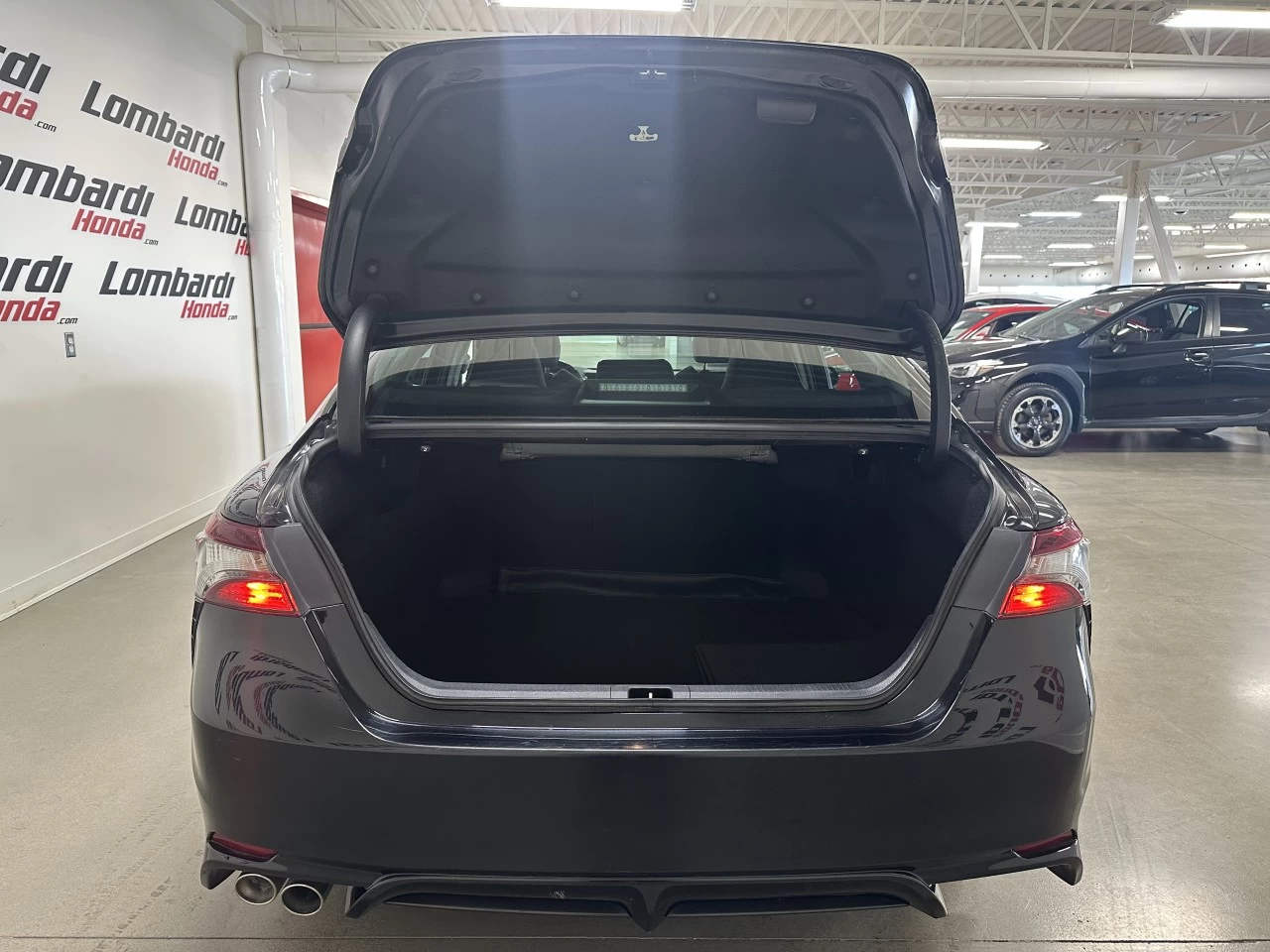 2023 Toyota Camry Hybrid Image principale