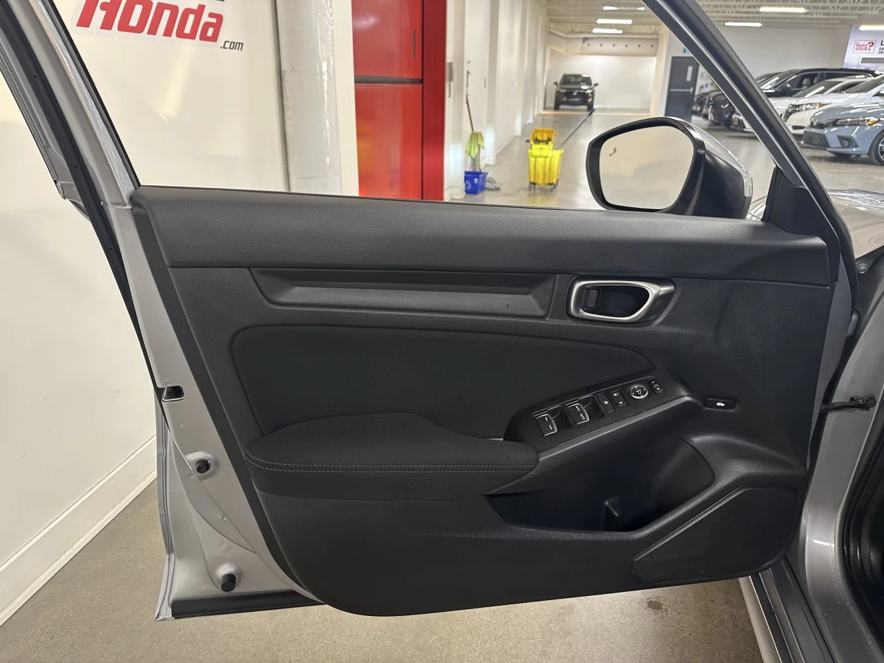 2022 Honda Civic LX Main Image