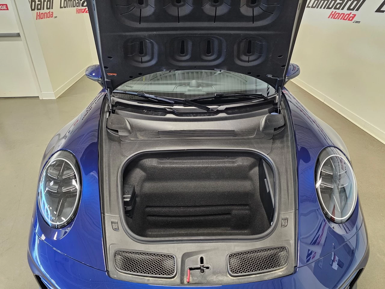 2026 Porsche 911 GT3 Main Image