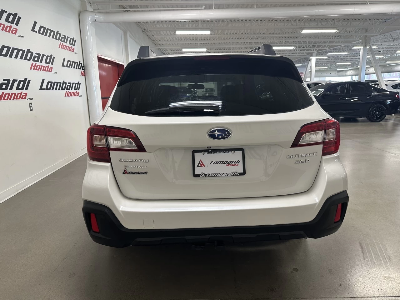 2019 Subaru Outback
                                                    Limited Image principale