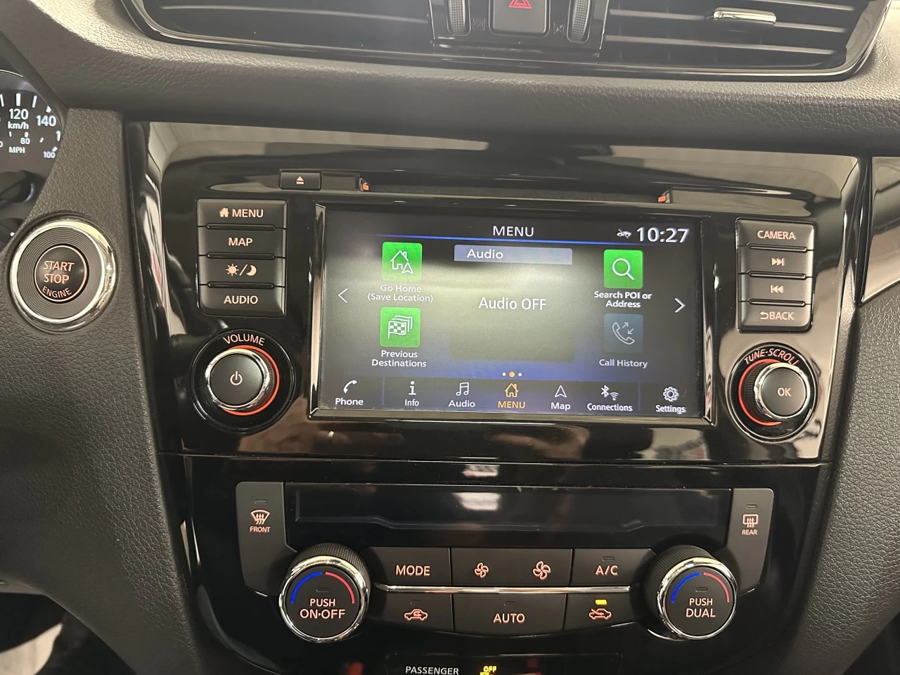 2023 Nissan Qashqai SL Main Image