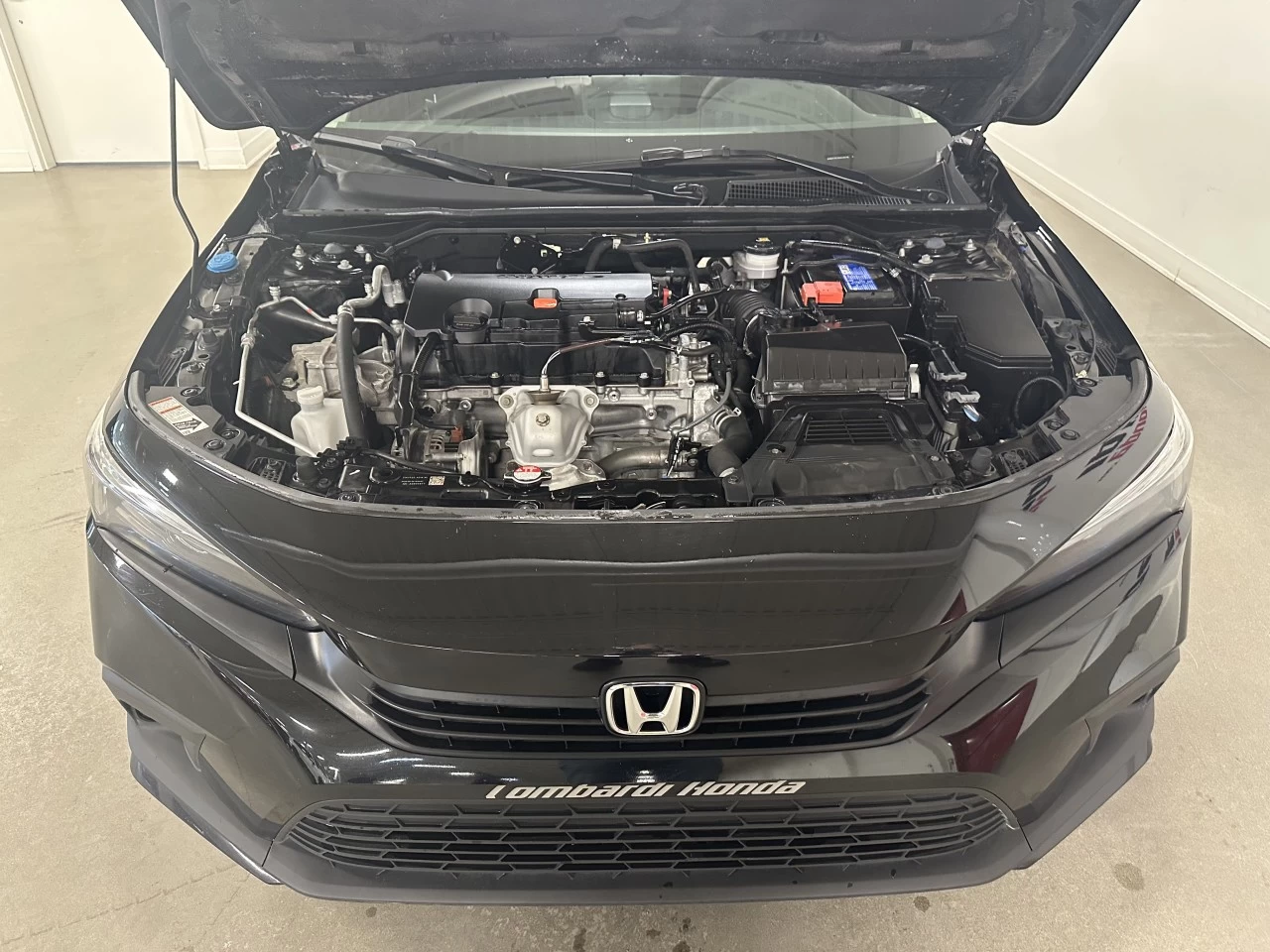 2023 Honda Civic LX Main Image