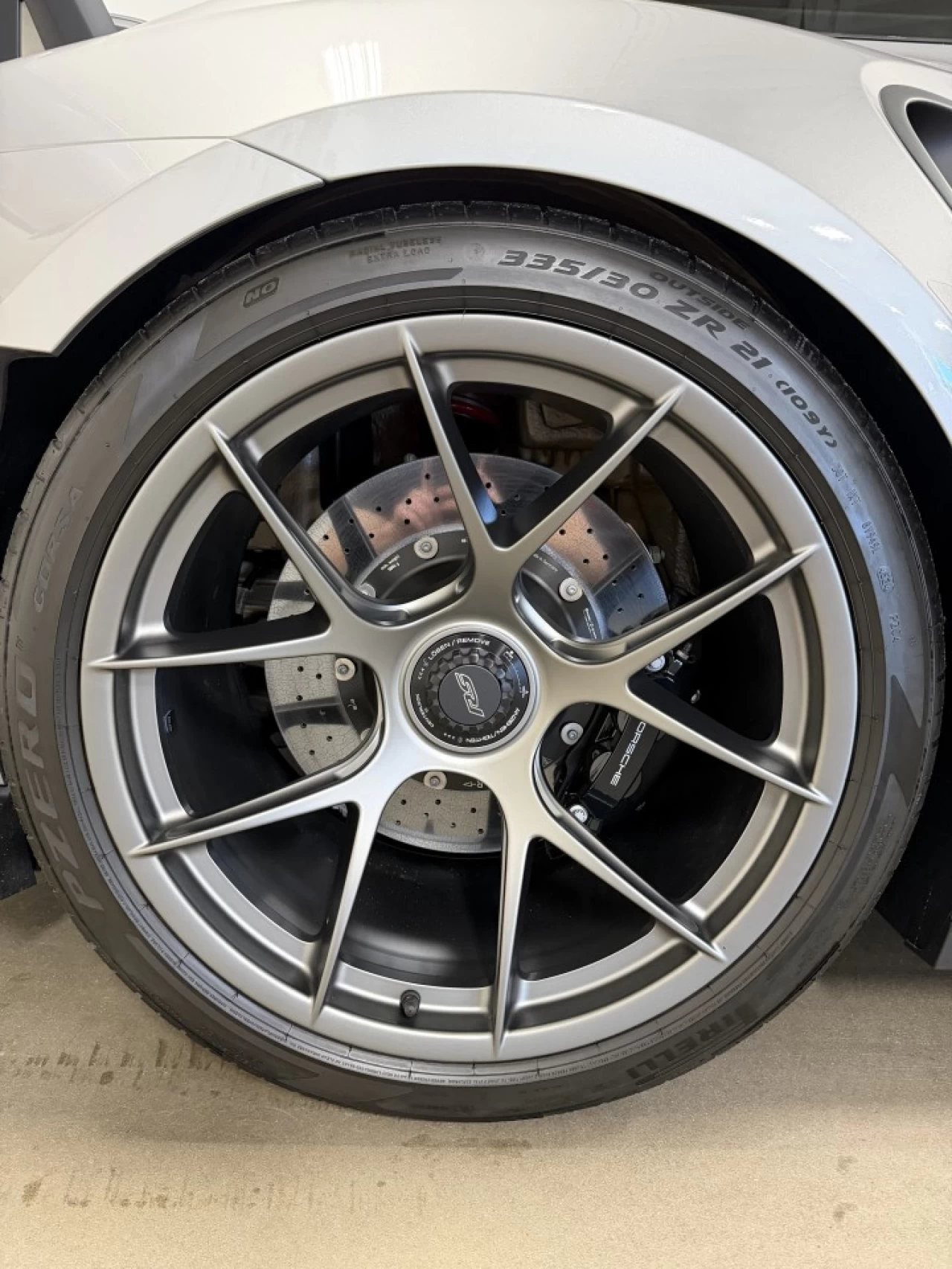 2025 Porsche 911 GT3 RS Main Image